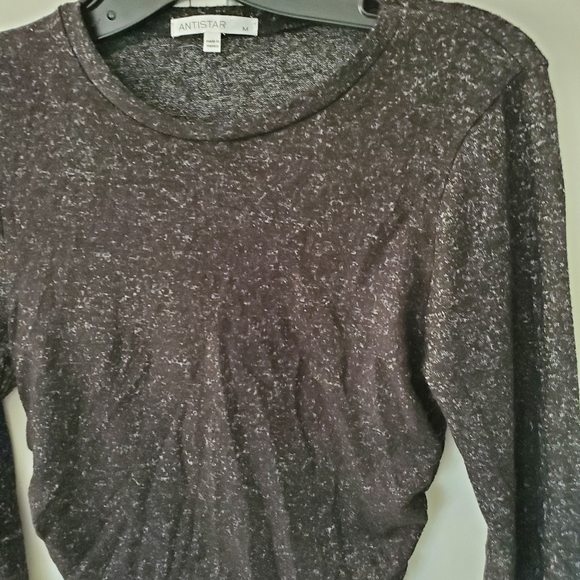 Cropped Sweater - Picture 2 of 4